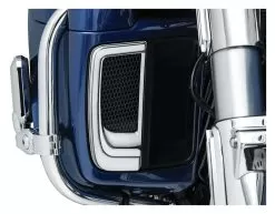 Kuryakyn Tracer LED Fairing Lower Grills For Harley Touring 2014-2023 -Klim kuryakyn tracer led fairing lower grills for harley touring20142020 4