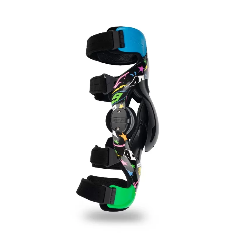 POD K4 V2.0 LE AC9 Knee Braces 3 POD K4 V2.0 LE AC9 Knee Braces - Image 3